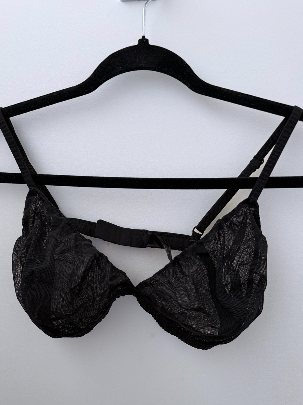 SKIMS Mesh Triangle Bralette Onyx Black Size L Like New